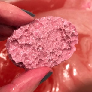 Lush Mother's Day 2017 MOM Bath Bomb Review